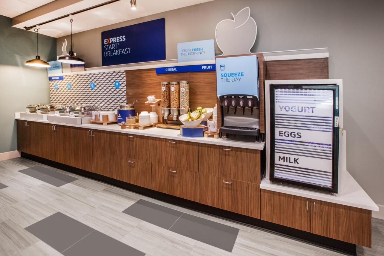Holiday Inn Express & Suites - Courtenay - Comox By Ihg Екстериор снимка