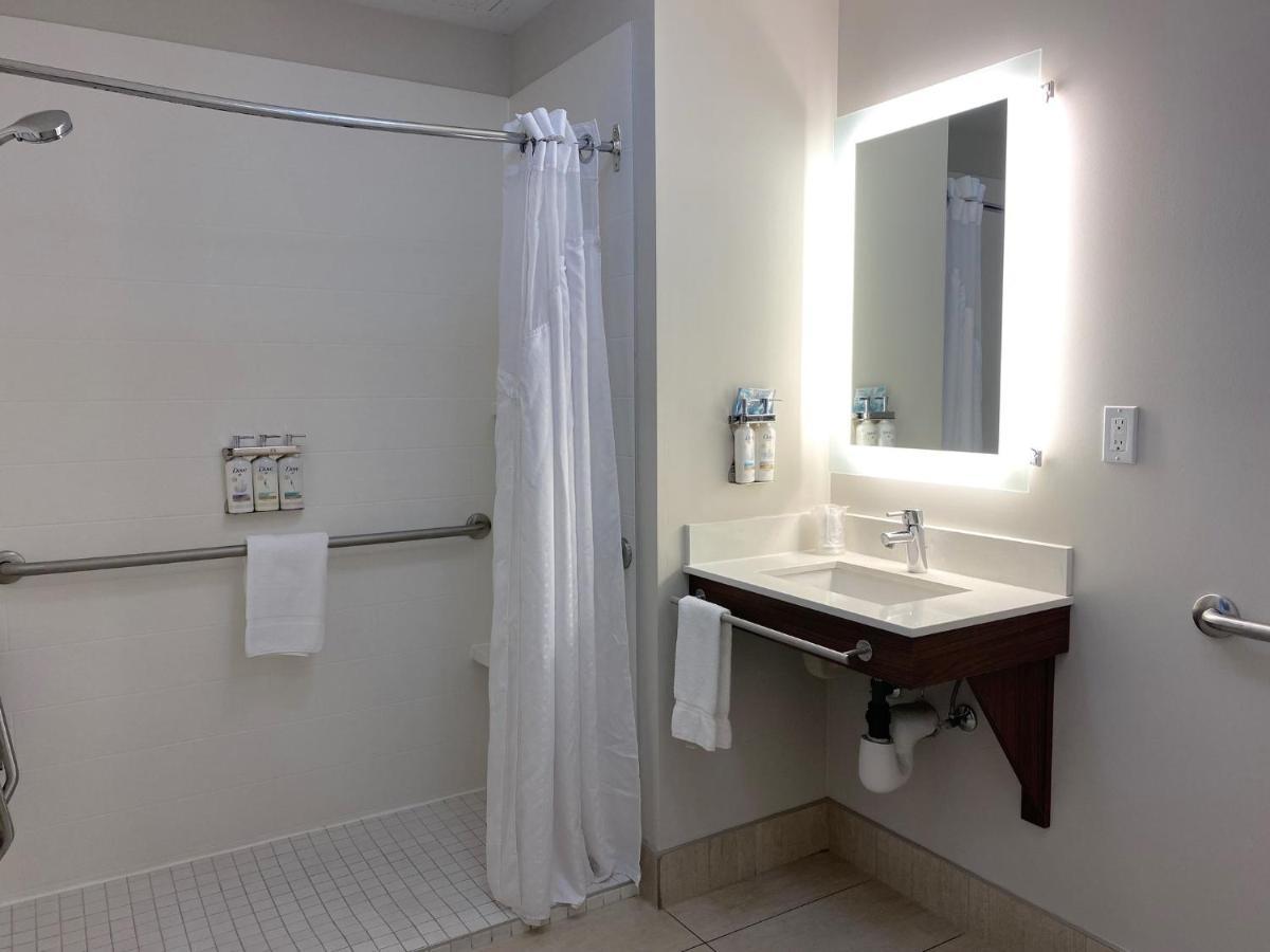Holiday Inn Express & Suites - Courtenay - Comox By Ihg Екстериор снимка